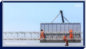 چرا نصب حروف برجسته با جرثقیل بهترین انتخاب برای تابلوهای مرتفع است؟